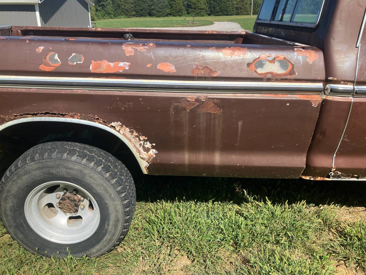Ford-f-250-1978-brown