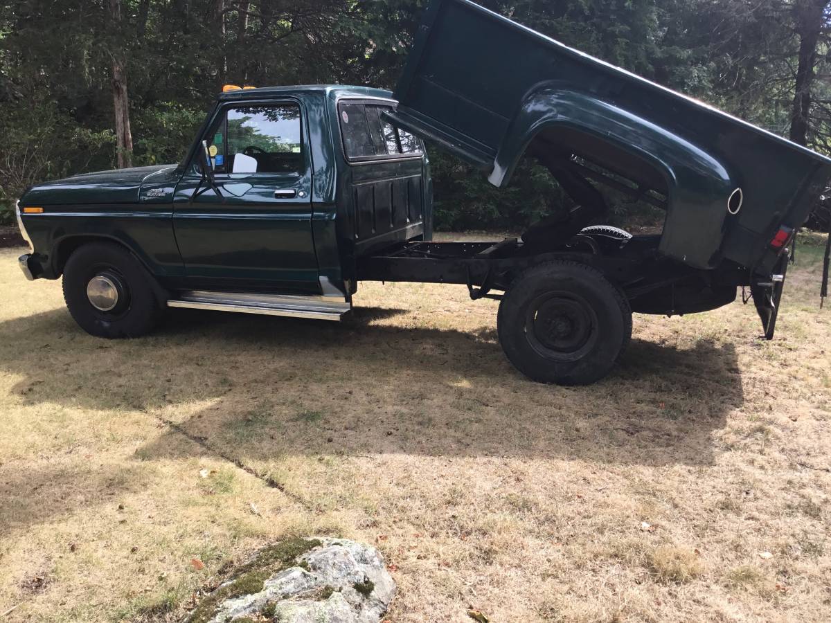 Ford-f-250-1978-green-13
