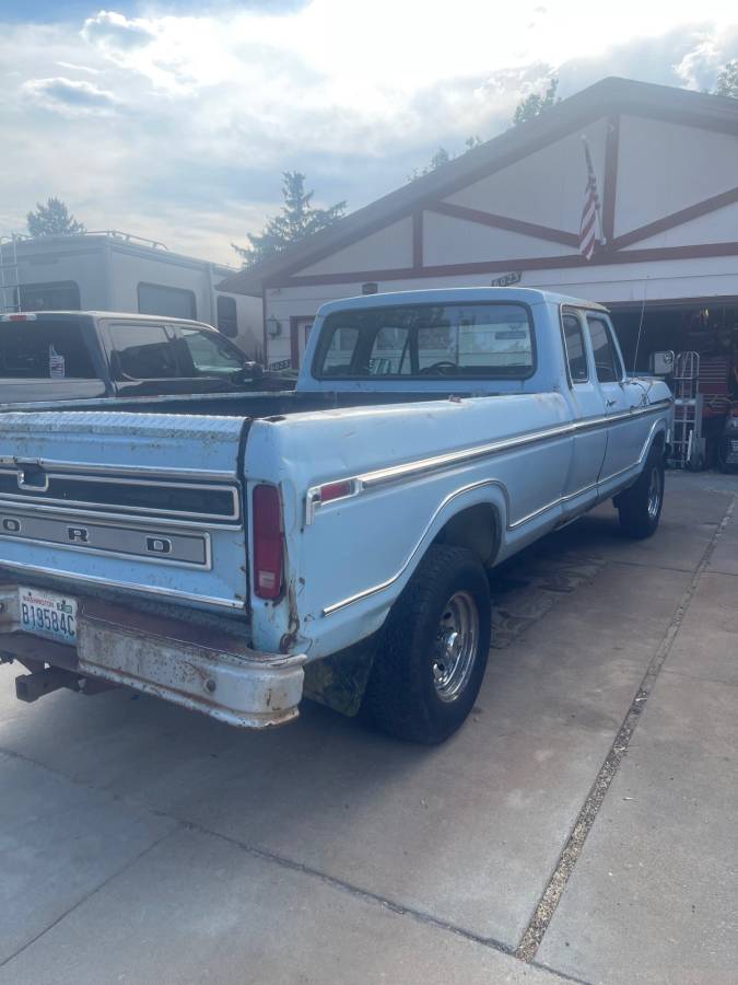Ford-f-250-1979-blue-1