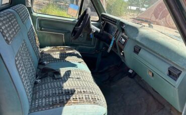 Ford-f-250-1982-green-3