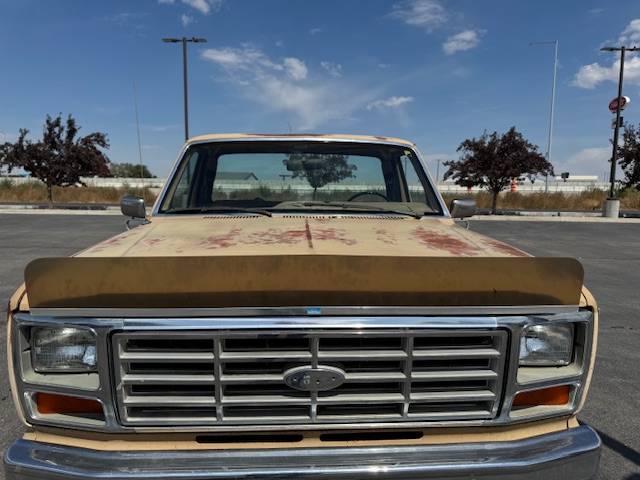 Ford-f-250-1984-blue-7