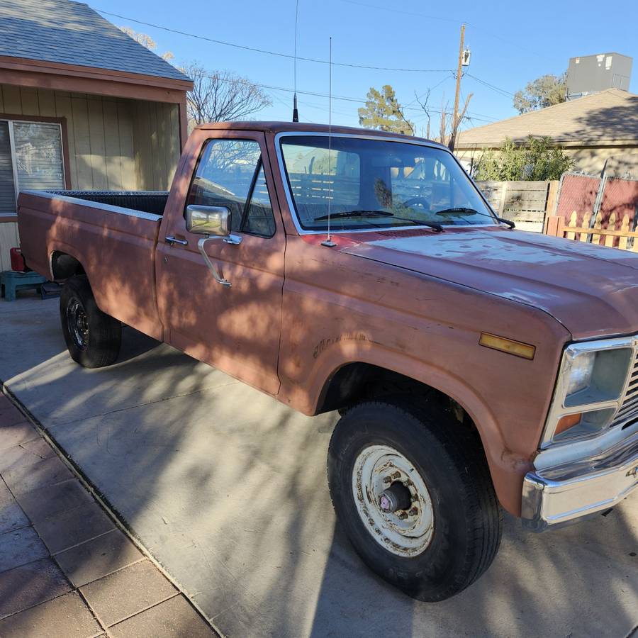 Ford-f-250-1984-brown-1