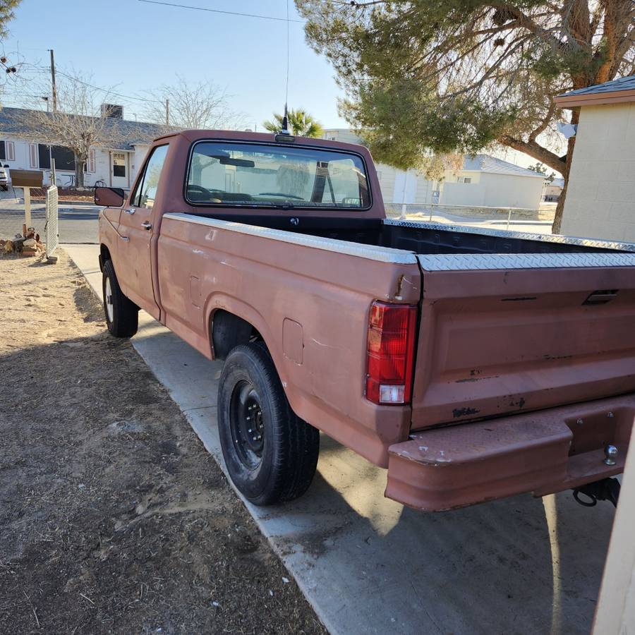 Ford-f-250-1984-brown-3