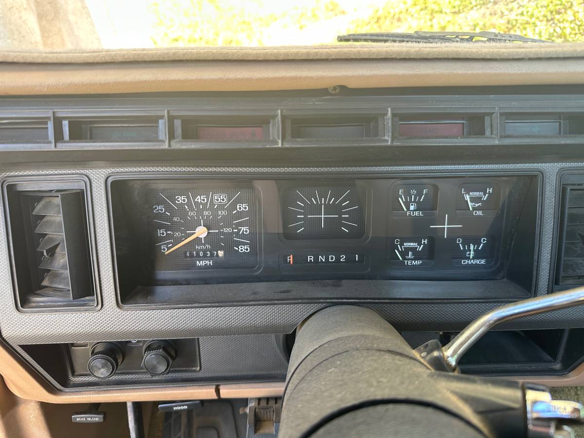 Ford-f-250-1985-brown-5