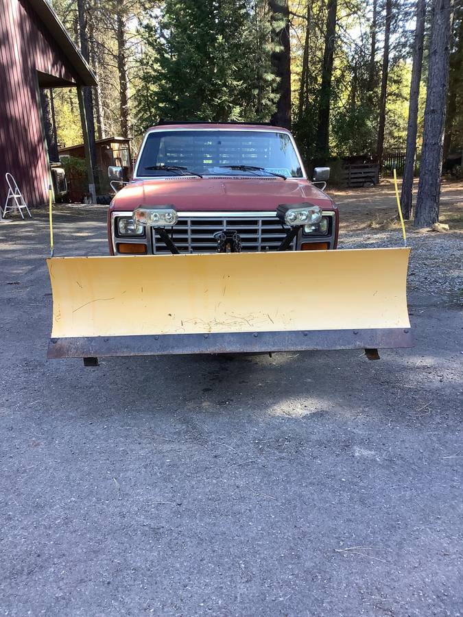 Ford-f-250-1985-red-2
