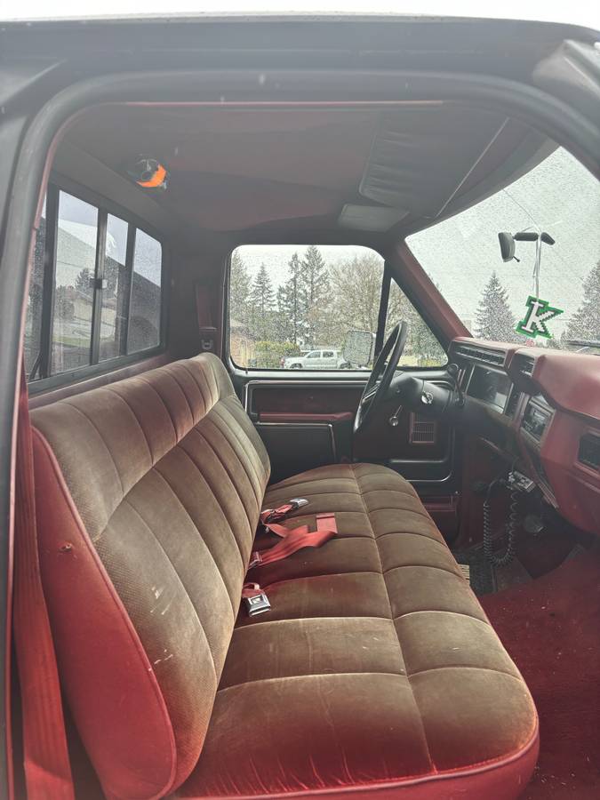 Ford-f-250-1986-black-3