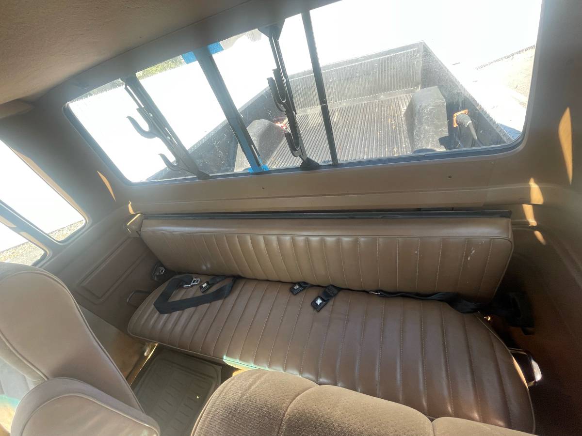 Ford-f-250-1986-brown-7