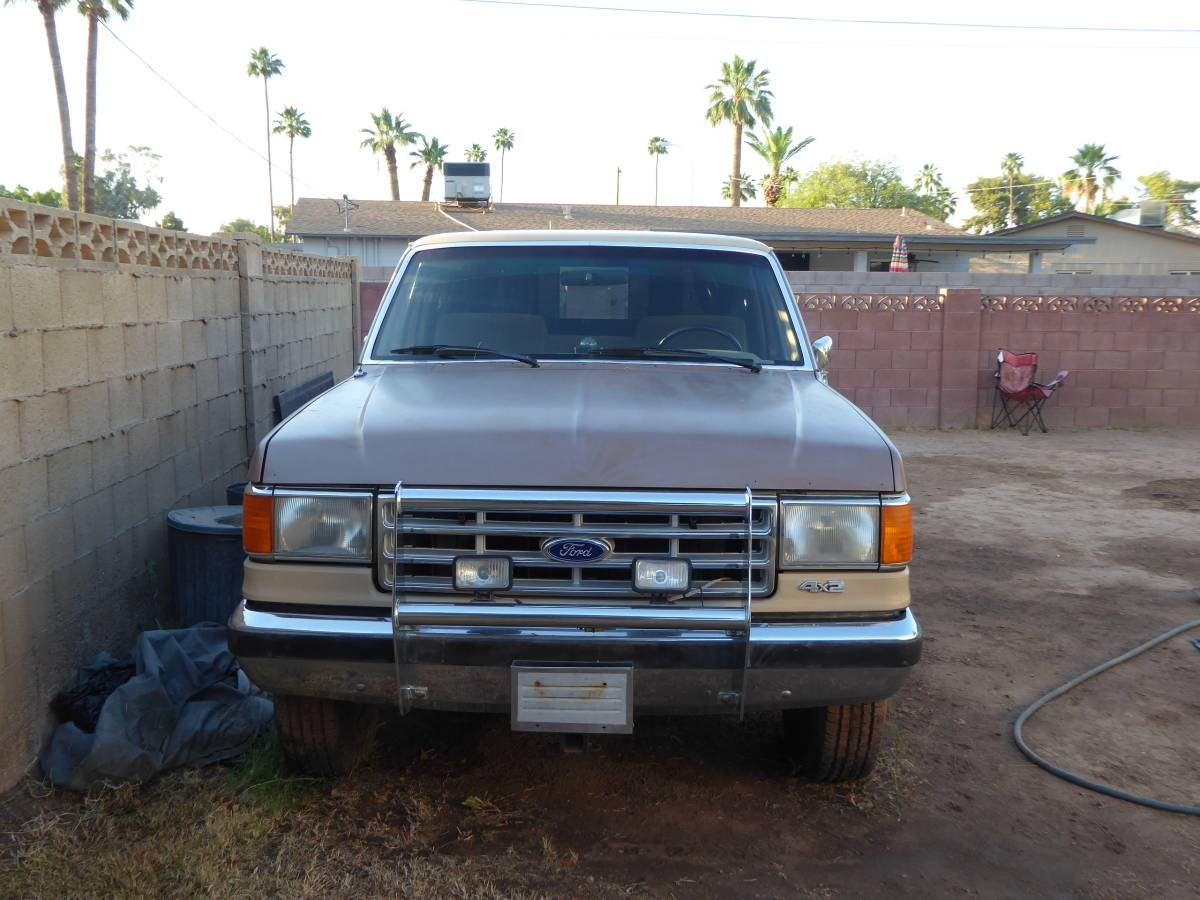 Ford-f-250-1987-brown-1