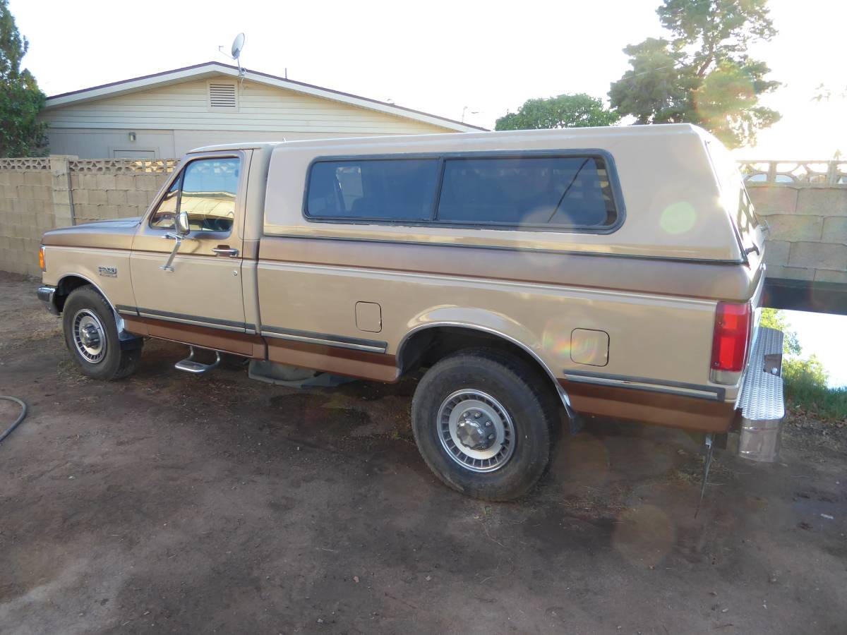 Ford-f-250-1987-brown-3