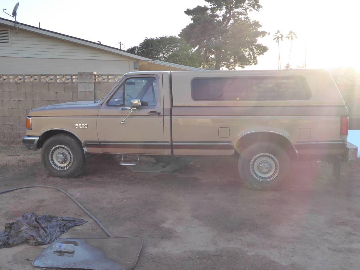 Ford-f-250-1987-brown-5