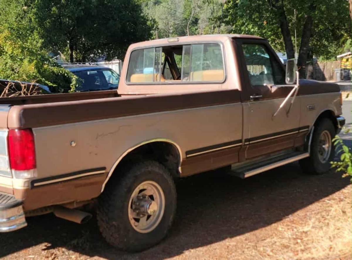 Ford-f-250-1987-brown-7