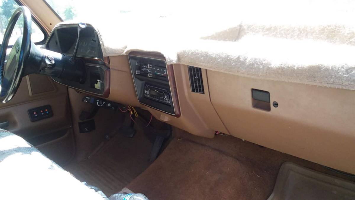 Ford-f-250-1987-brown-9