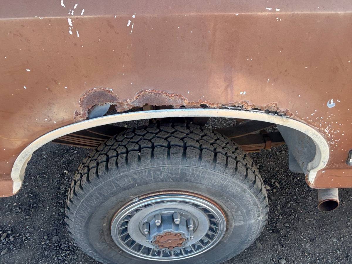 Ford-f-250-1988-brown-13