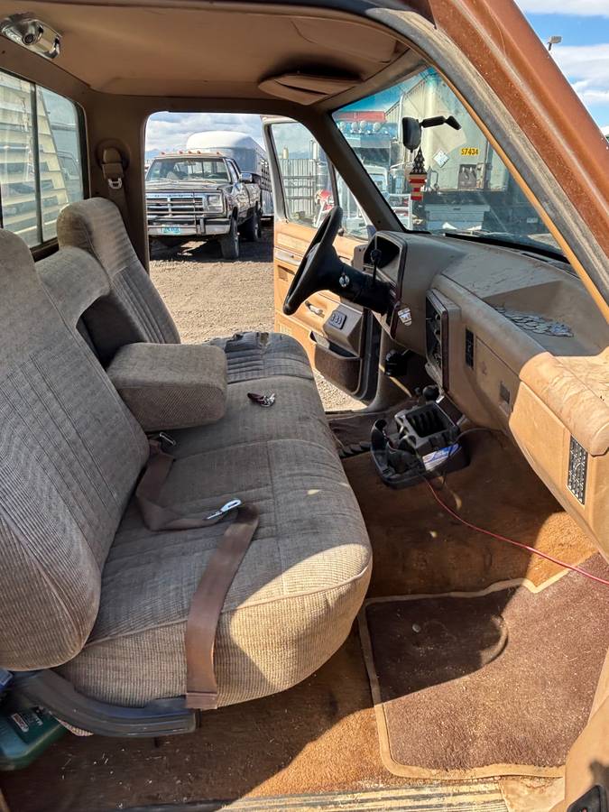 Ford-f-250-1988-brown-16