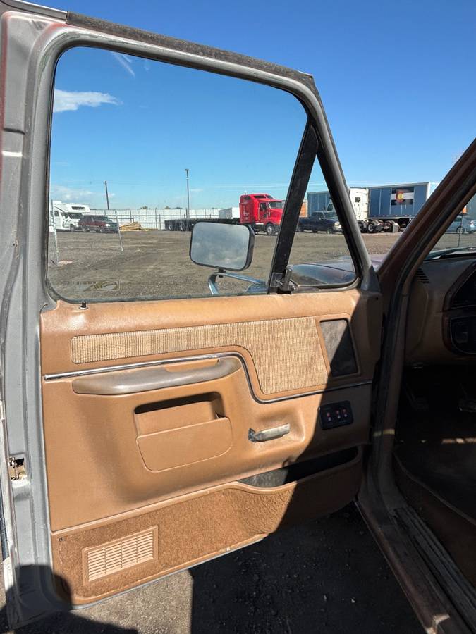 Ford-f-250-1988-brown-21