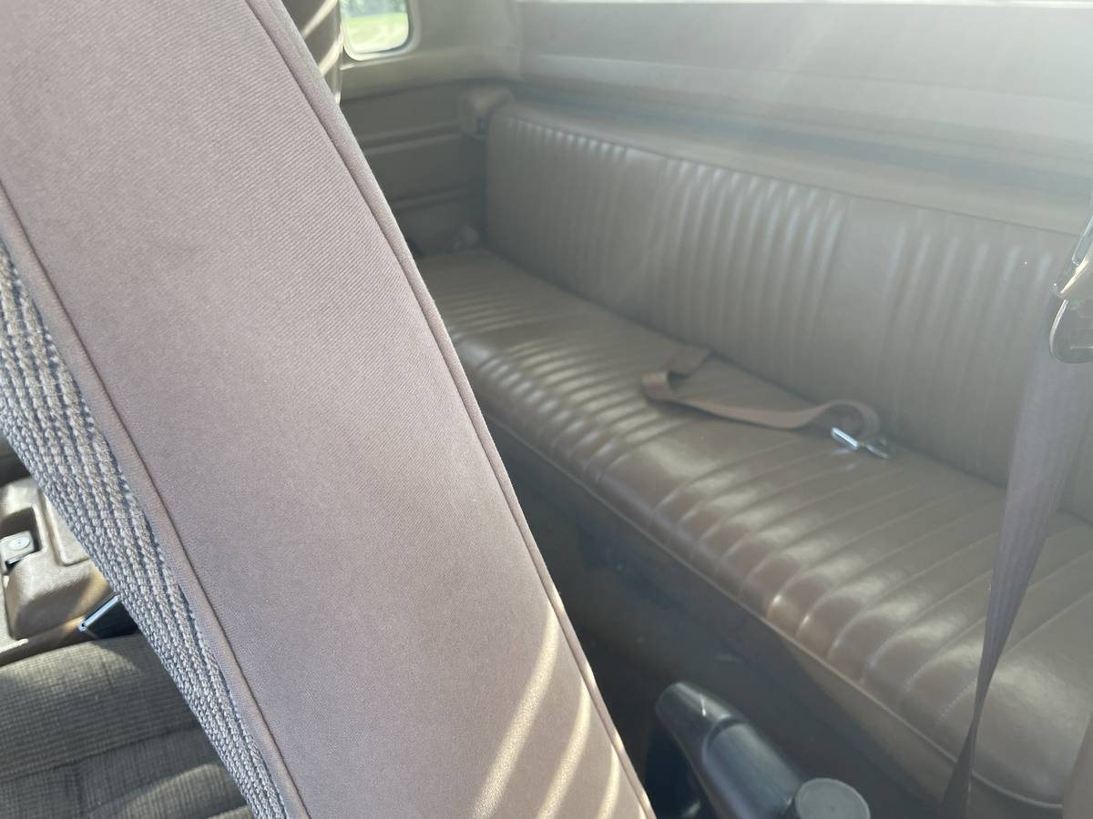 Ford-f-250-1989-brown-11