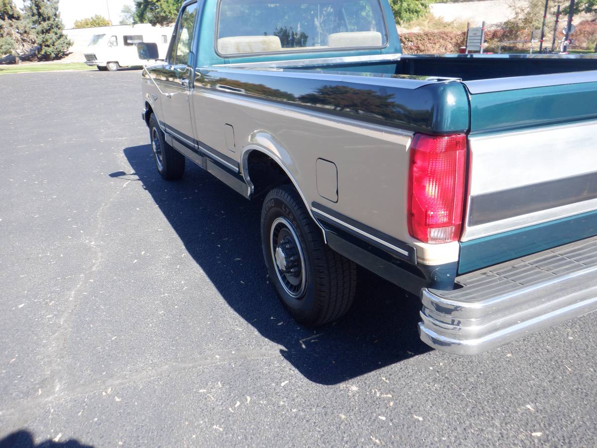 Ford-f-250-1991-green-2
