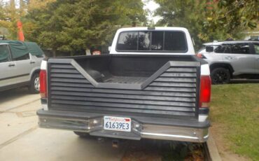 Ford-f-250-1993-white-1