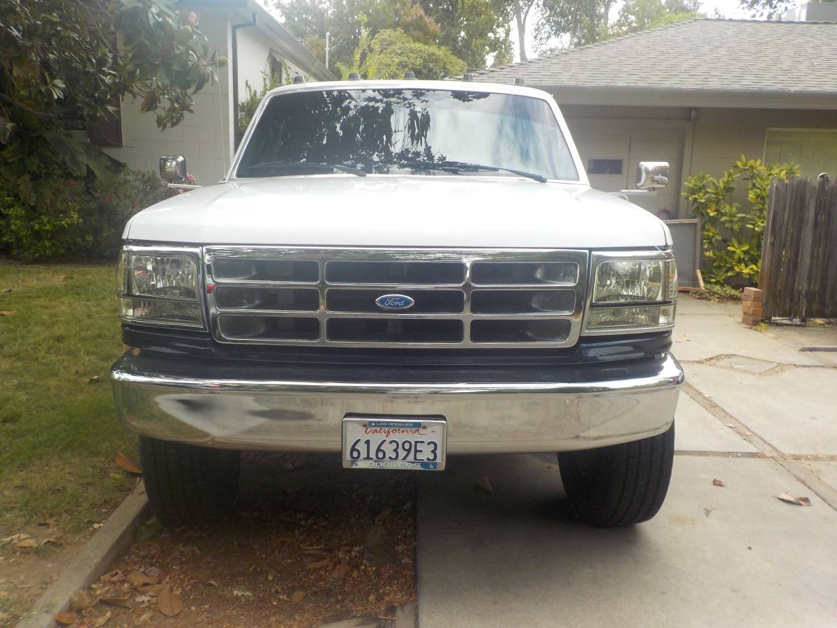 Ford-f-250-1993-white-2