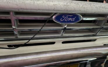 Ford-f-250-alt-lariat-1986-white-7