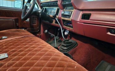 Ford-f-250-alt-lariat-1986-white-9