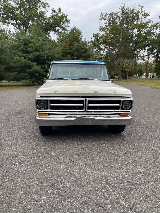 Ford-f-250-camper-special-1971-7