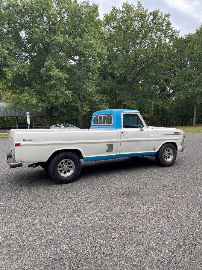 Ford-f-250-camper-special-1971-8
