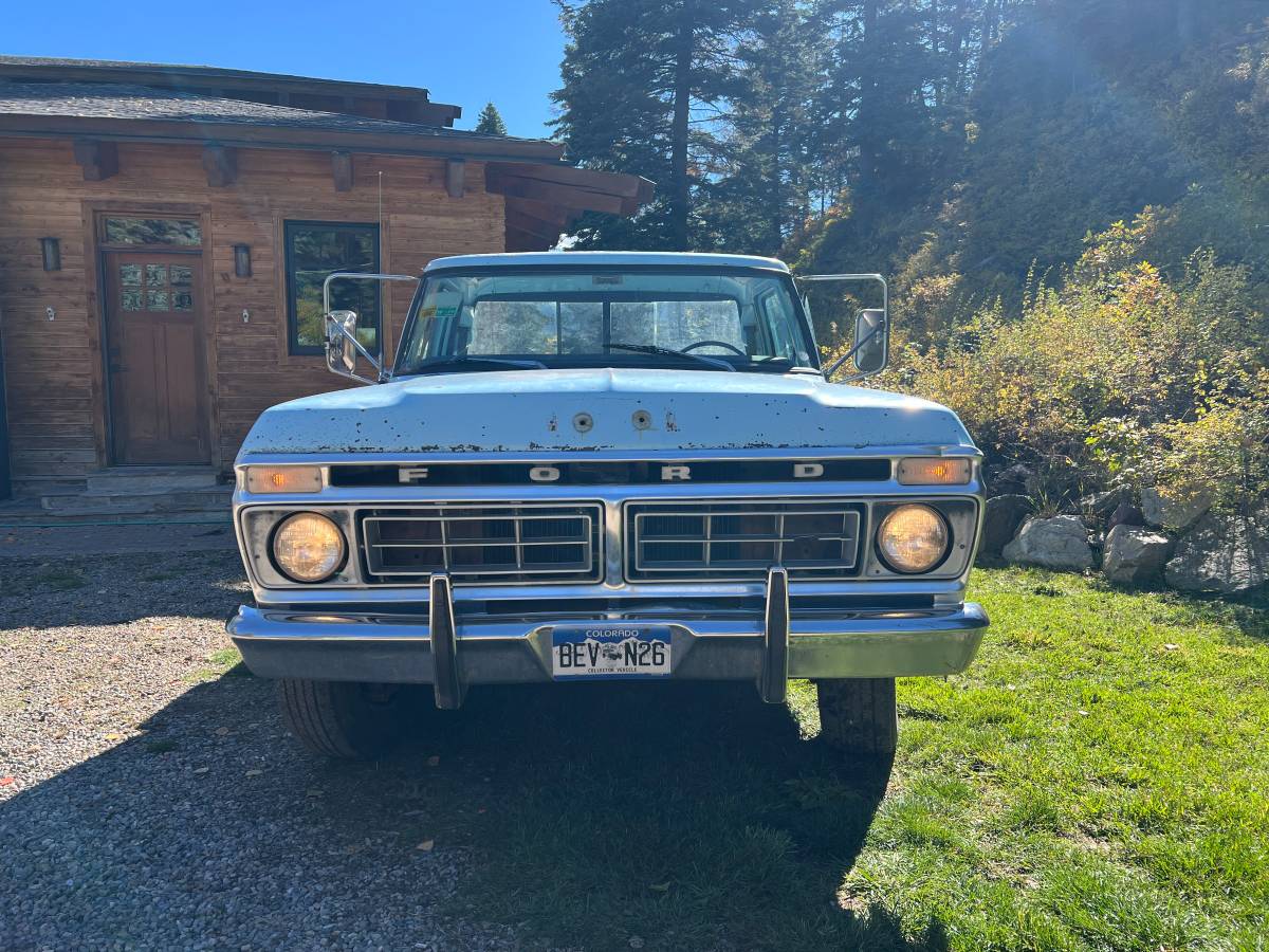 Ford-f-250-camper-special-1976-blue-1