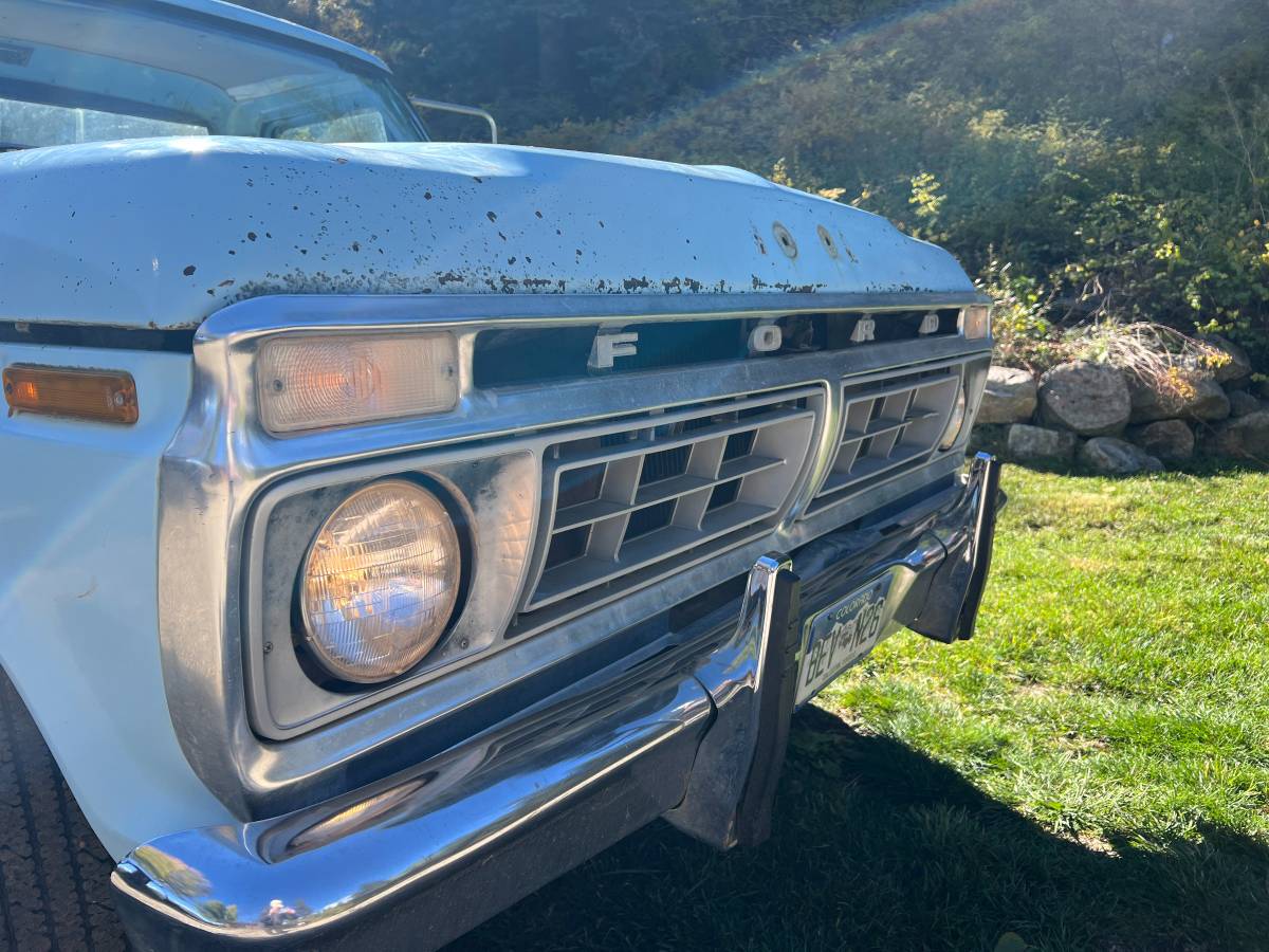 Ford-f-250-camper-special-1976-blue-5
