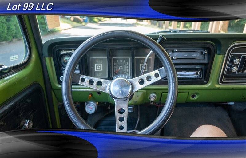 Ford-f-250-camper-special-range-1974-green-12