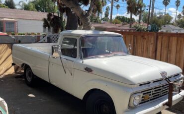 Ford-f-250-custom-cab-1964-white-23