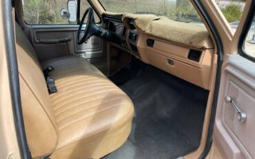Ford-f-250-diesel-1985-brown-7