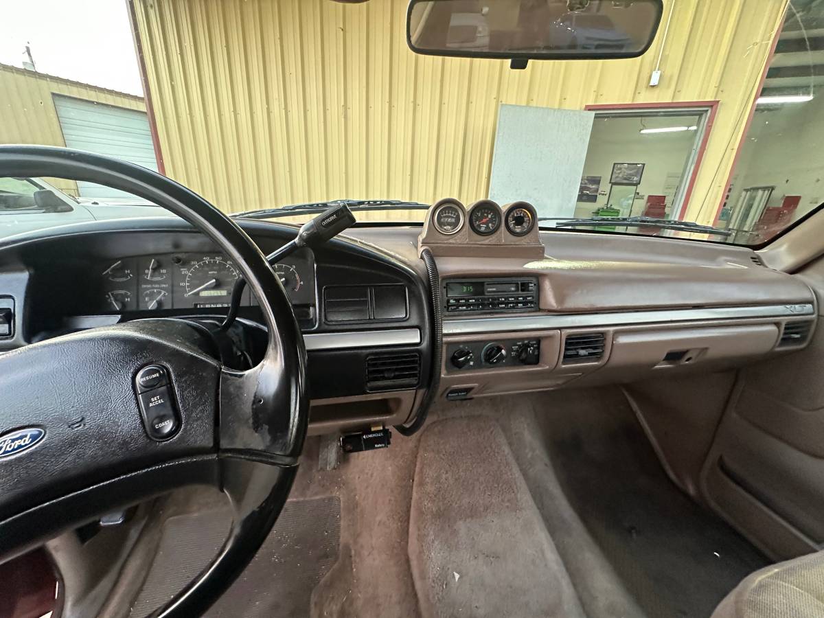 Ford-f-250-diesel-1994-red-10
