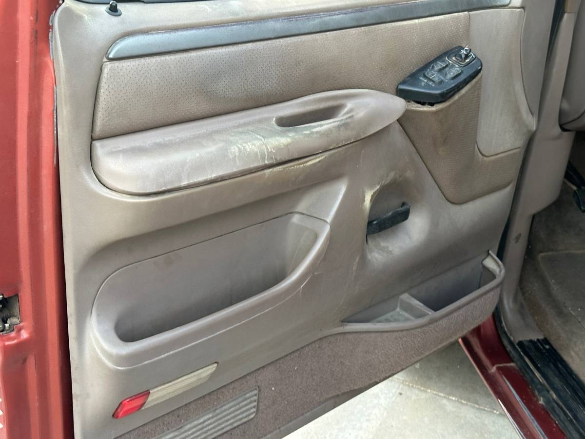 Ford-f-250-diesel-1994-red-14