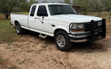 Ford-f-250-diesel-1995-white