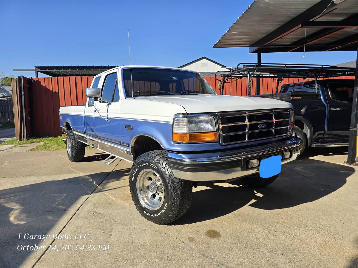 Ford-f-250-diesel-1996-white-3