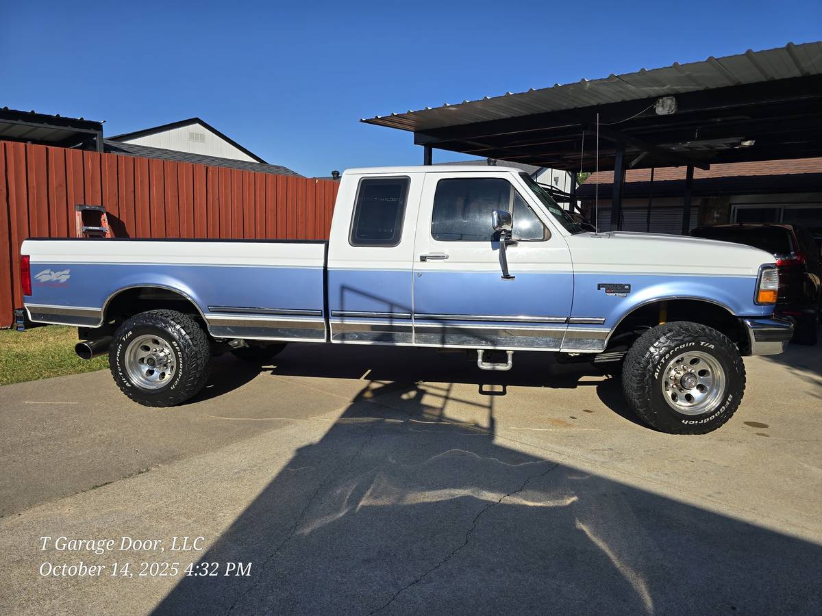 Ford-f-250-diesel-1996-white-5