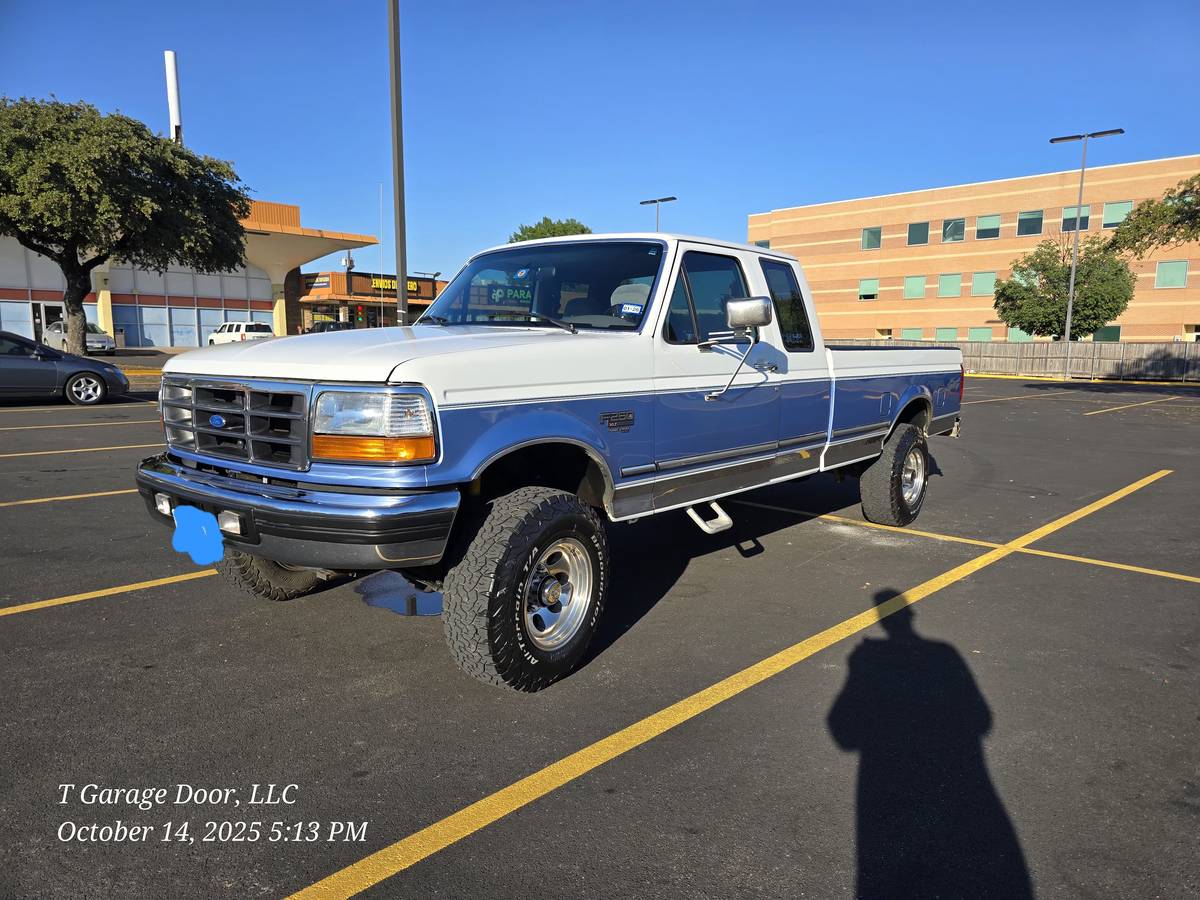 Ford-f-250-diesel-1996-white-7