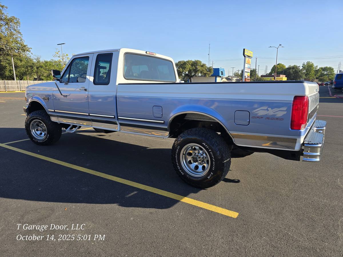 Ford-f-250-diesel-1996-white-8