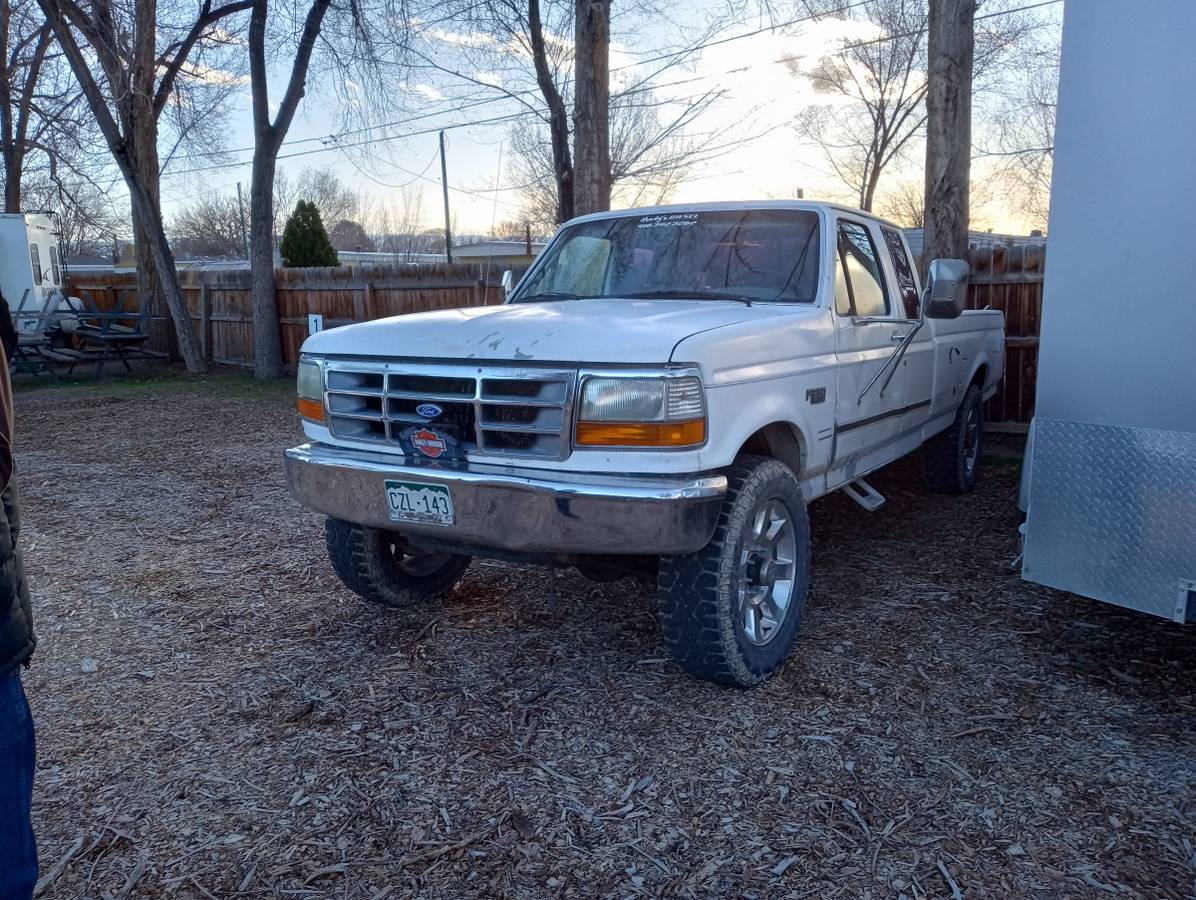 Ford-f-250-hd-xl-diesel-1997-white-1