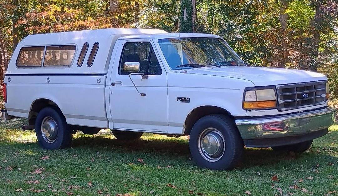 Ford-f-250-xl-1995-white