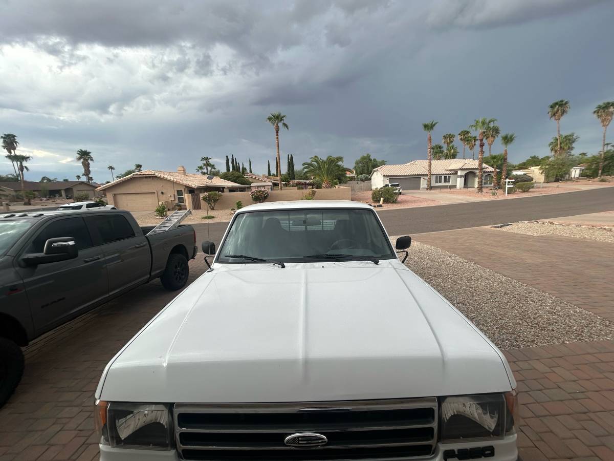 Ford-f-250-xlt-1991-white-13