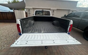 Ford-f-250-xlt-1991-white-14