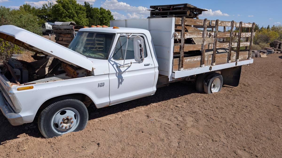 Ford-f-350-1973-white-7