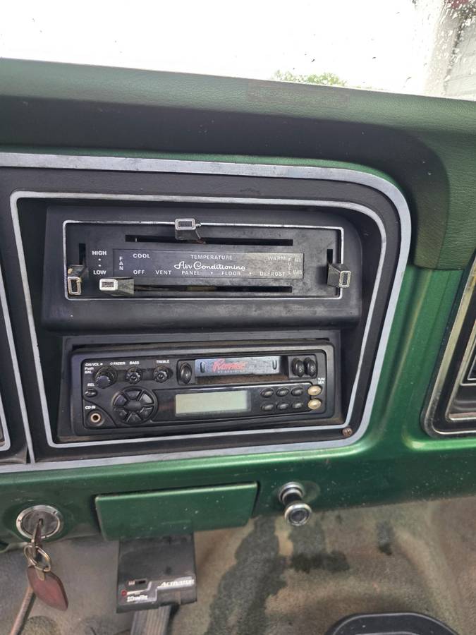 Ford-f-350-1974-green-12