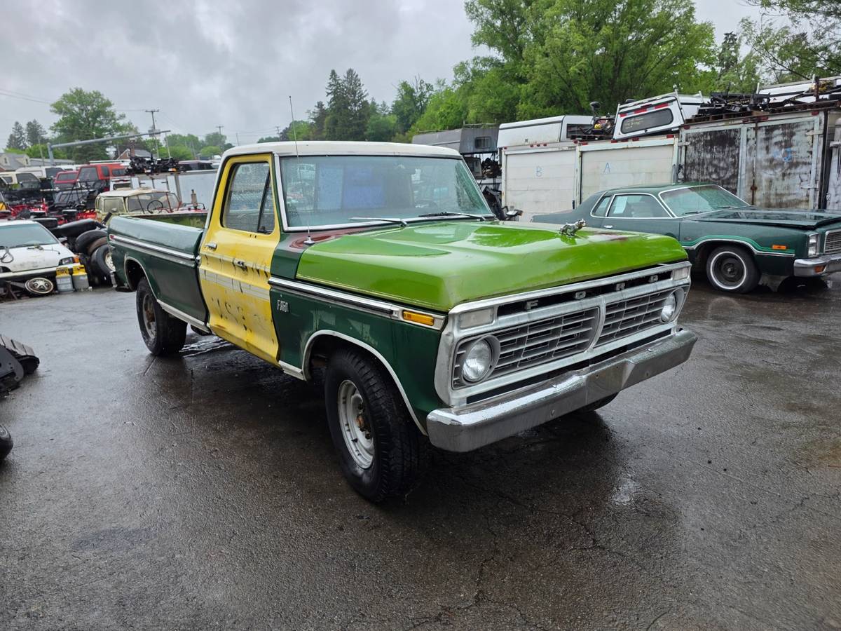 Ford-f-350-1974-green-2