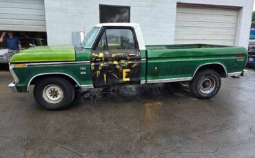 Ford-f-350-1974-green-3
