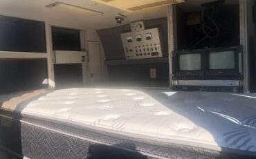 Ford-f-350-1986-white-10