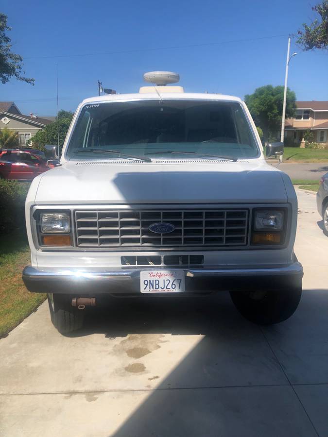 Ford-f-350-1986-white-5