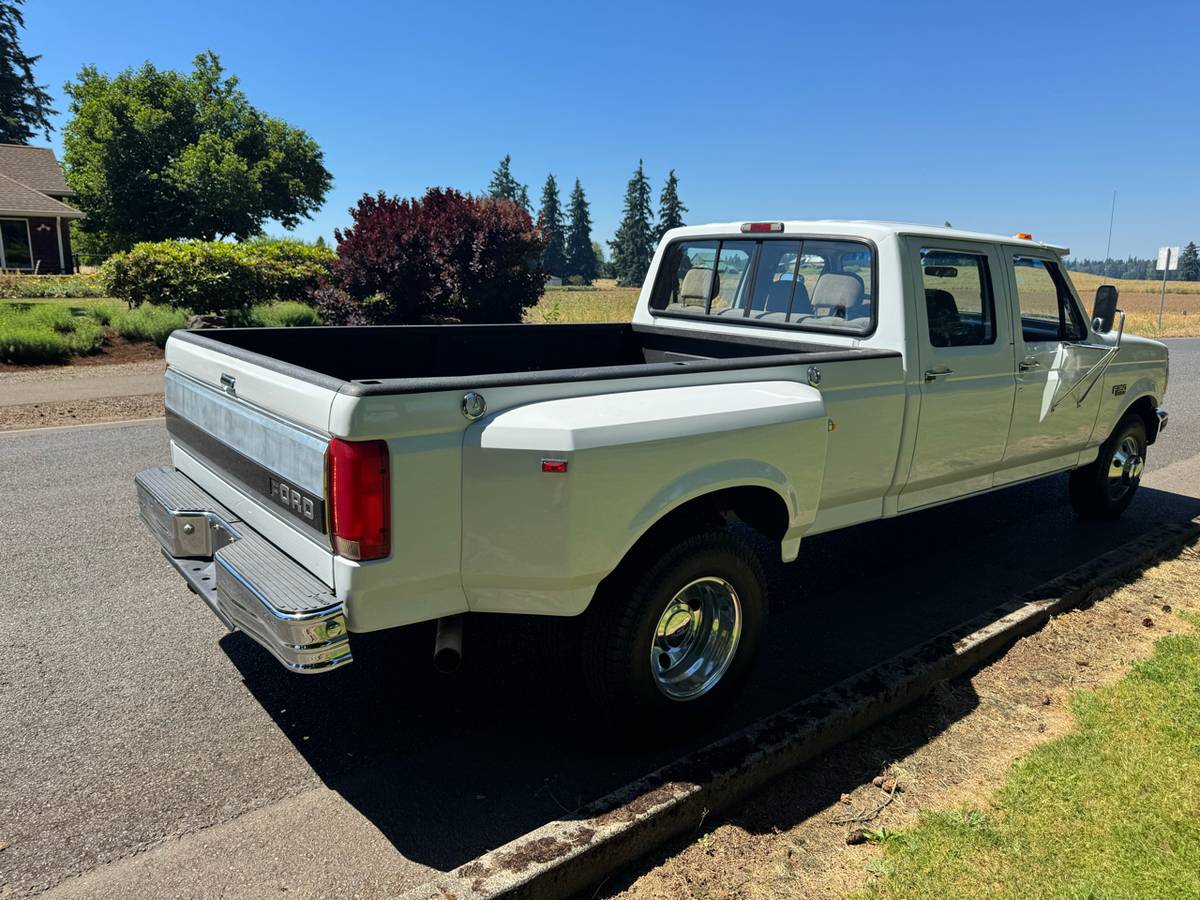 Ford-f-350-1994-white-4